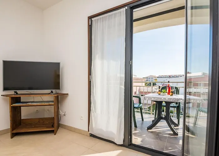 Silverstar Appartement Vir